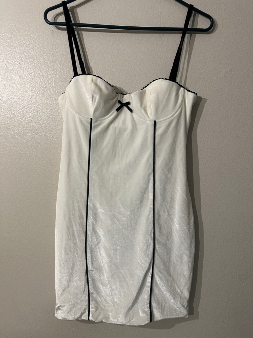 AVBER X MESHKI White Satin Slip Dress with Black Trim Sz L